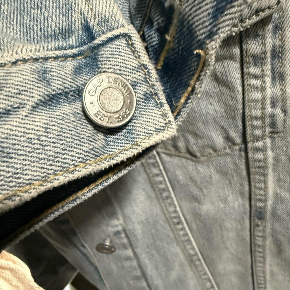 GAP Classic Blue Denim Jacket - Picture 3 of 5